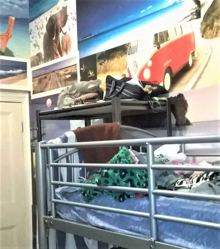 Bunkbed in a backpacker hostel in Perth, Australia.