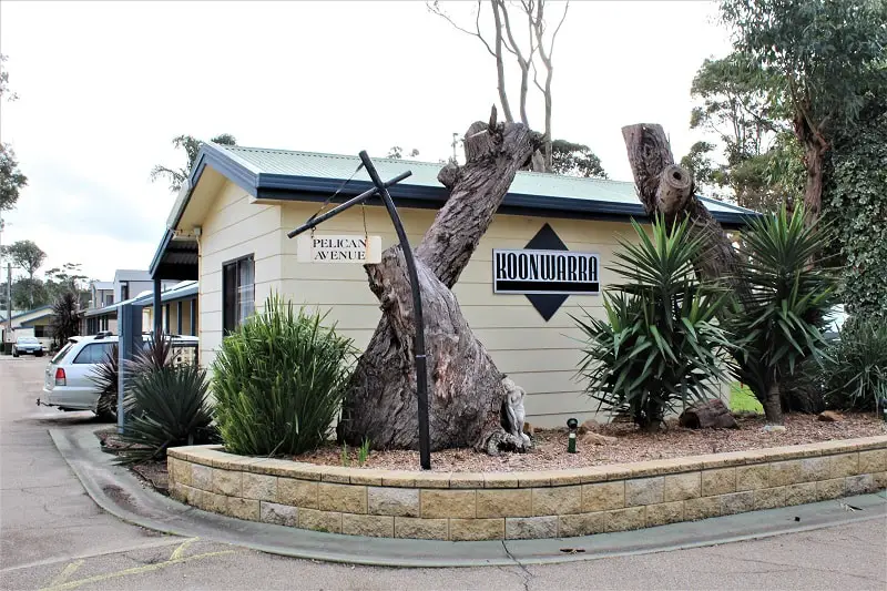 A holiday cabin at Koonwarra Holiday Park, Lakes Entrance, Victoria, Australia.