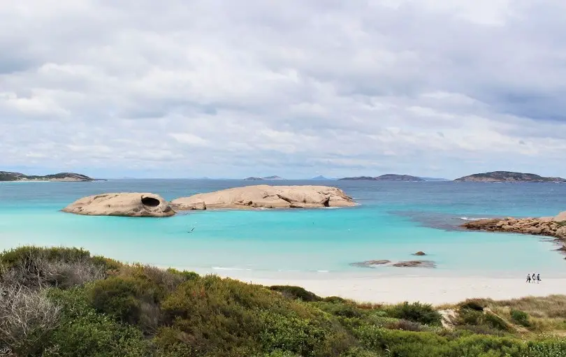 Looking down on Twilight Beach in Esperance on a sunny day. The water is bright turquoise!