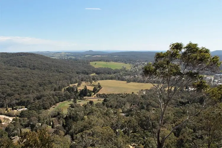 How to get to Bowral Lookout at Mount Gibraltar in the Southern Highlands NSW.