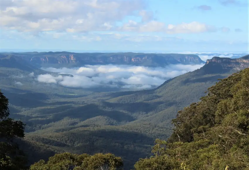 Enjoy one of the best weekend getaways from Sydney in the Blue Mountains.