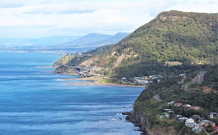 One of the most scenic short drives from Sydney along the Grand Pacific Drive via Sea Cliff Bridge.