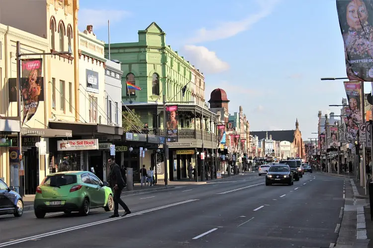 Quirky King Street in Newtown, Sydney. One of the best Sydney suburbs for singles.