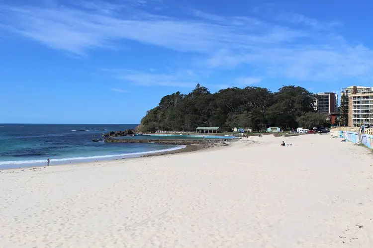 Forster Main Beach on a sunny day, a top weekend getaway from Sydney.